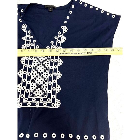 J. Crew Navy Blue Shirt with White Eyelet Embellishment Sz XS EUC // preppy // - Picture 9 of 9